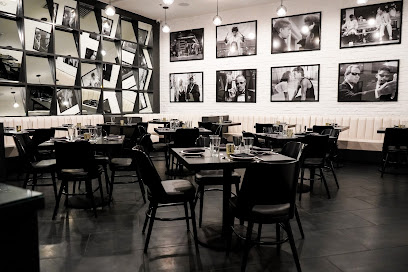Juliet: Pet Friendly Restaurant in Houston