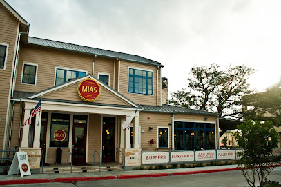 Mia’s Table Dog Friendly Restaurant in Houston