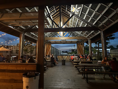 Moon Tower Inn: Houston’s Dog Friendly Inn