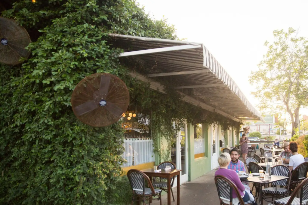 Hillside Farmacy