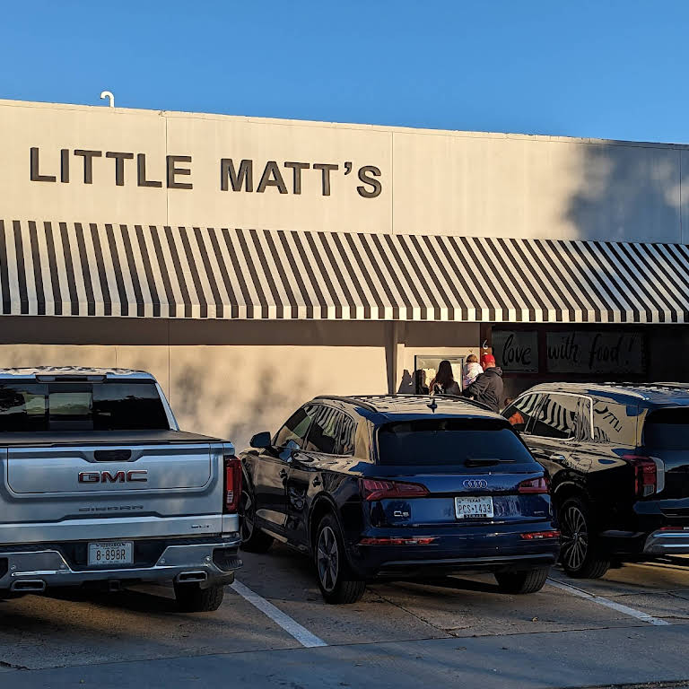 Houston's Dog Friendly Restaurant