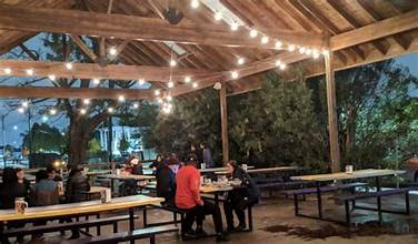 Moon Tower Inn: The Best Houston's Dog Friendly Inn