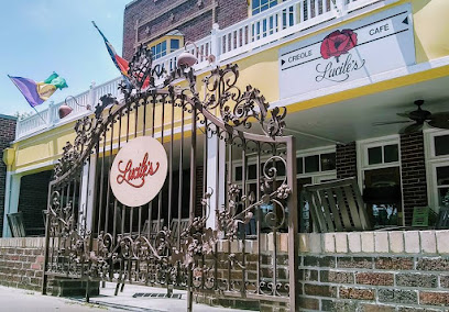 Lucile’s Creole Dog Friendly Café in Denver for You