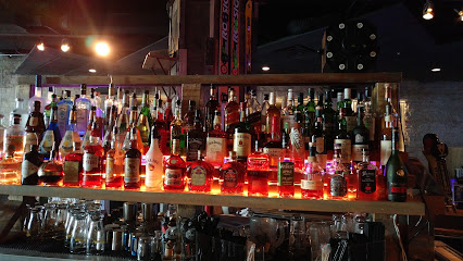 Rocky Mountain Icehouse: Eateries that Welcome Dogs