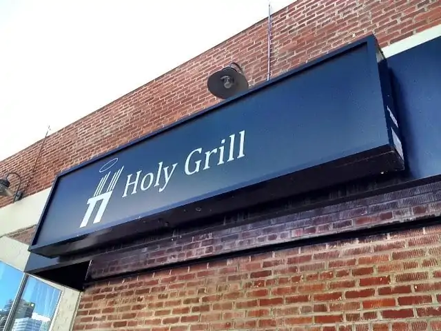 Holy Grill : One of The Restaurants that Allow Dogs