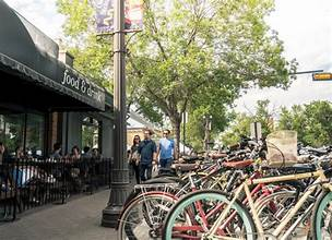 The Next Act: Spots to Eat with Pets