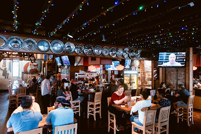 M.L.Rose Craft Beer & Burgers – Sylvan Park: Discounts at Pet-Friendly Dining Spots Near You!
