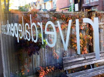 Riverdale Perk Cafe: Eat Out with Your Pup