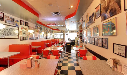 Rockin’ Robyn’s: Dog-Welcoming Eatery in Edmonton