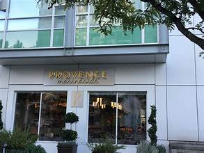 Provence Marinaside: Offers and Specials at Pet-Friendly Eateries!