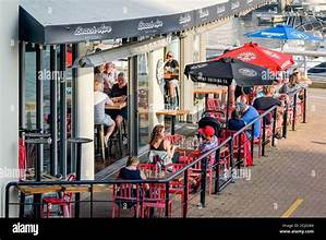 Beach Ave Bar and Grill: Deals and Discounts at Pet-Friendly Dining Gems!