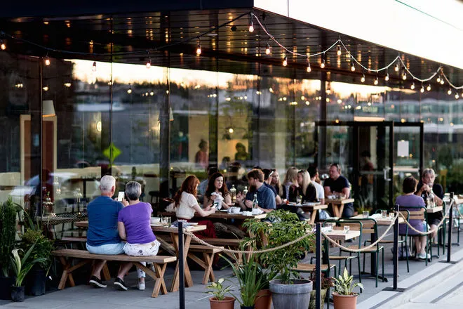 Pablo y Pablo: Indulge in Dining Delights at Pet-Friendly Spots!