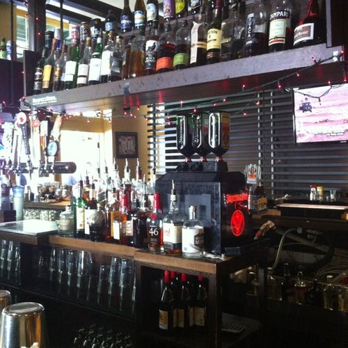 Cypress Street Pint & Plate