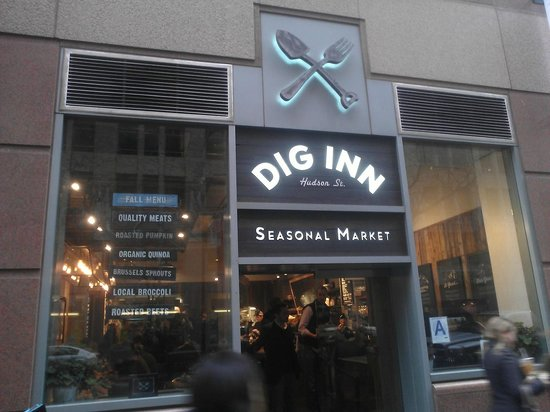DIG: Where Every Bite is a Tail-Wagging Treat!