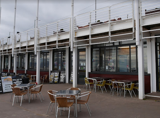 Richie's Cafe