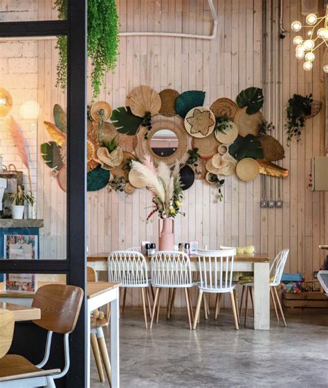 pet-friendly brunch spots in Dubai